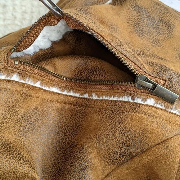 NWT Wooly Bully Wear Defender Vest - Picture 5 of 10